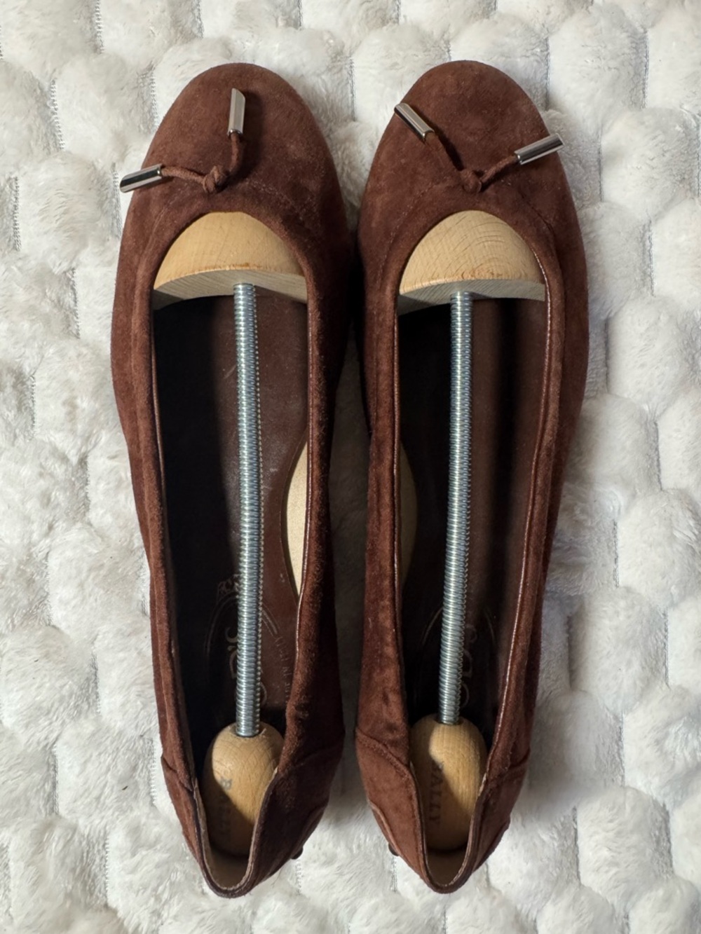 Tod's Brown Suede Bow Ballet Flats